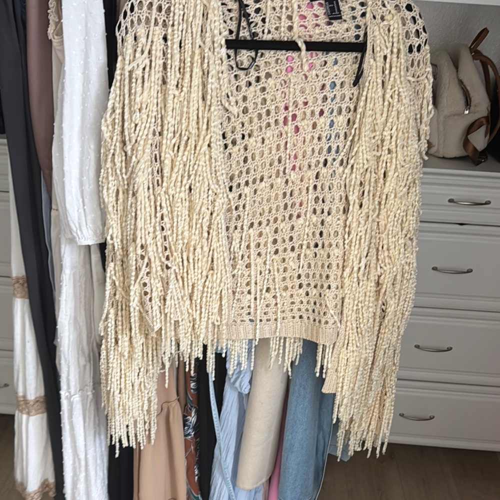Chic Cream Fringe Knit Top